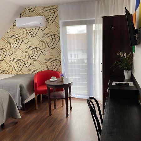 Apartamenty I Pokoje Na Letniej Ujście-Darłowskie Exteriör bild