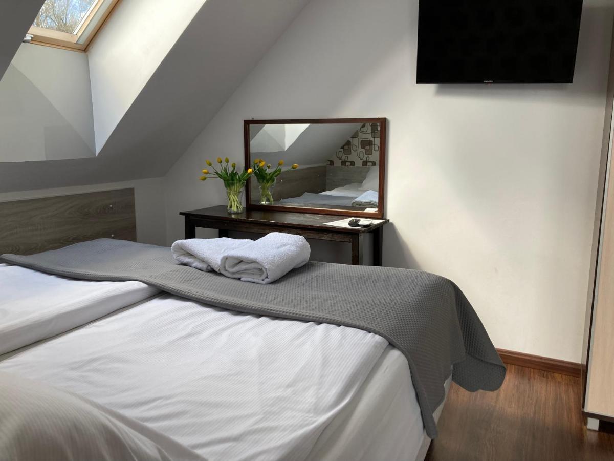 Apartamenty I Pokoje Na Letniej Ujście-Darłowskie Exteriör bild
