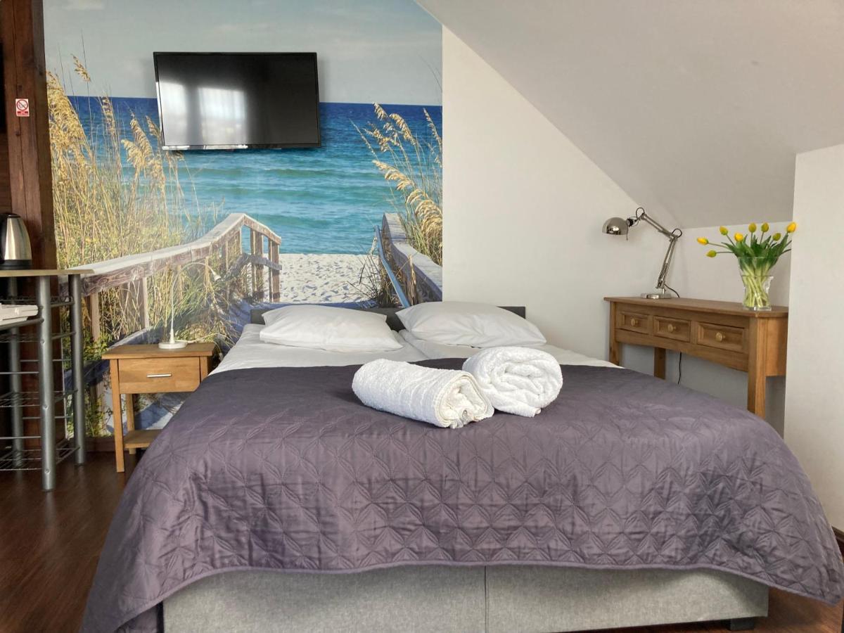 Apartamenty I Pokoje Na Letniej Ujście-Darłowskie Exteriör bild