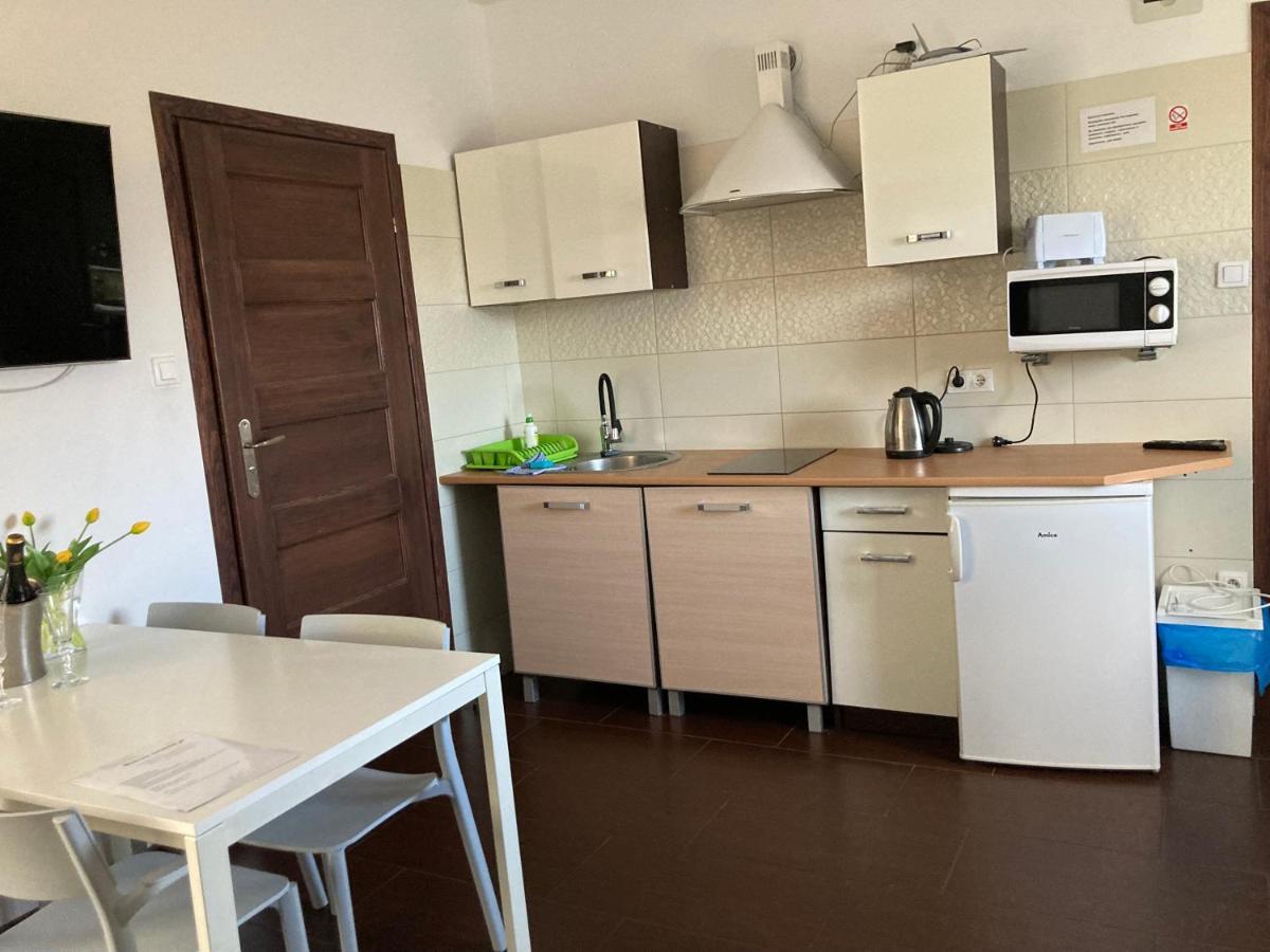 Apartamenty I Pokoje Na Letniej Ujście-Darłowskie Exteriör bild