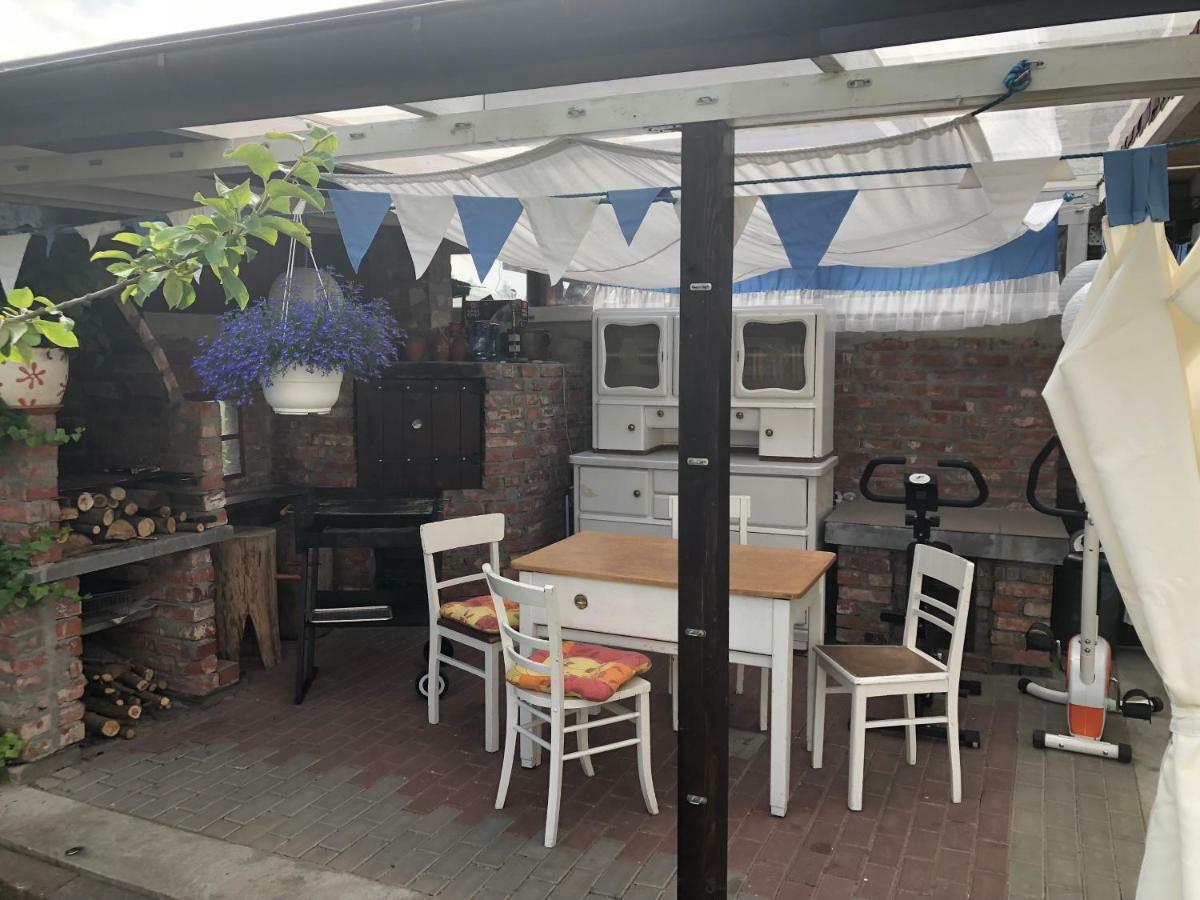 Apartamenty I Pokoje Na Letniej Ujście-Darłowskie Exteriör bild